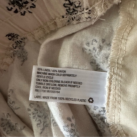 A New Day Cream and Black Shorts - Picture 6 of 7